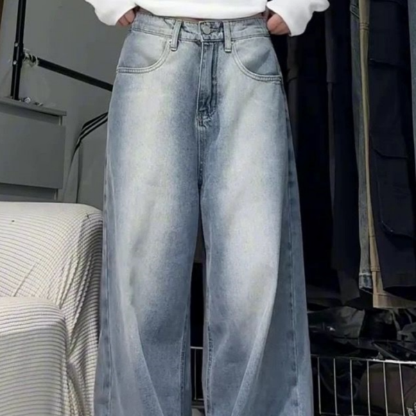 Water Washed: Retro Oversize Wide Leg Jeans For Women - Image 2